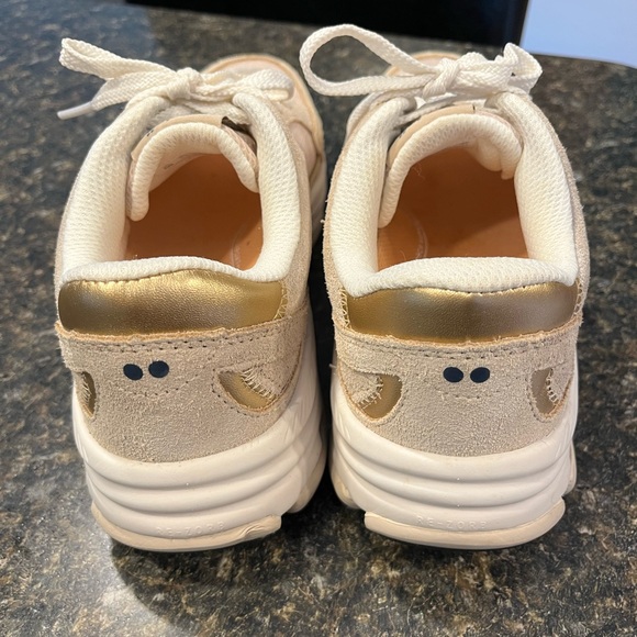 Women’s Cream and Gold Ryka Devotion X Max Classic Walking Sneakers Size 6 - Picture 5 of 10